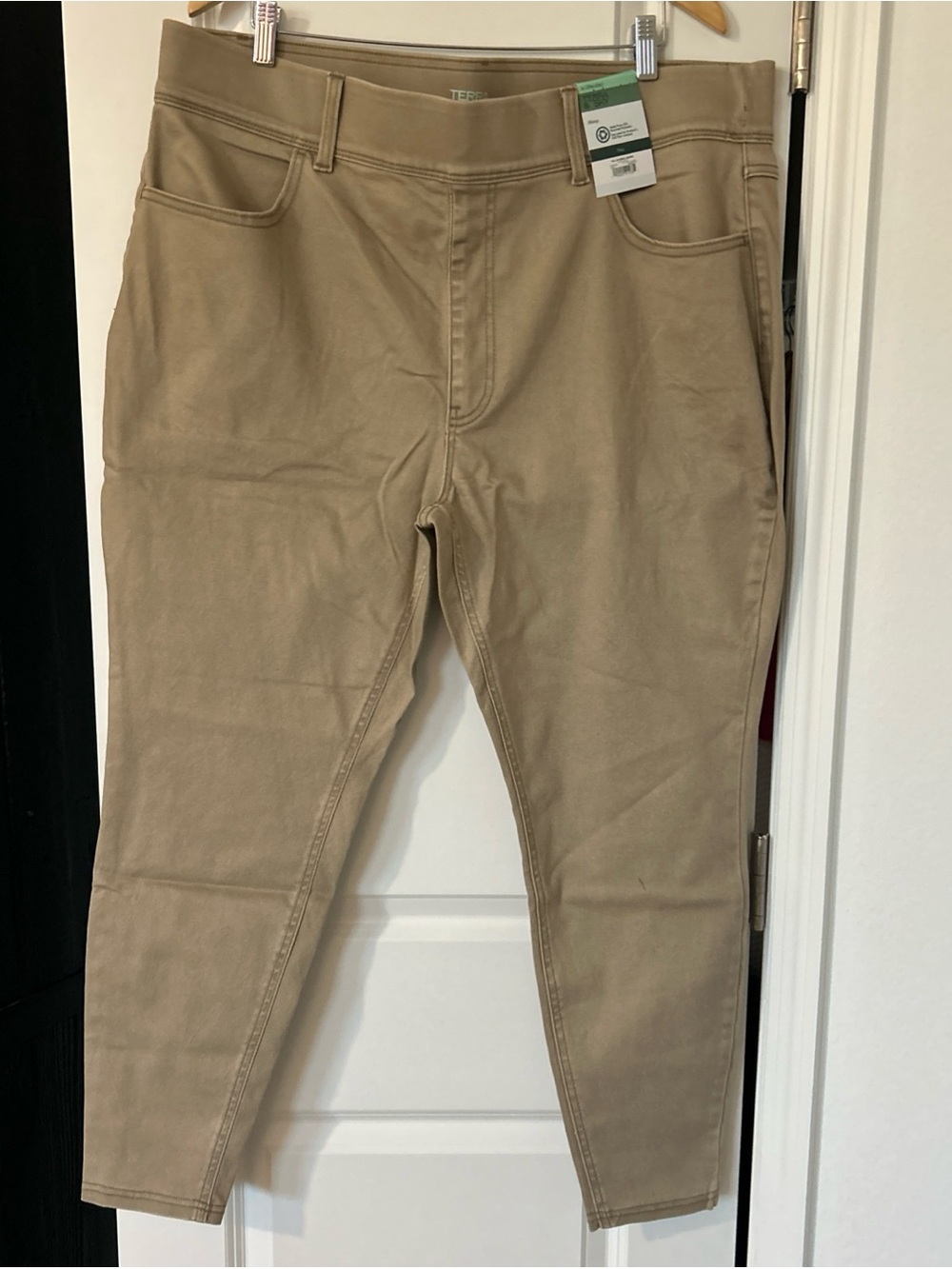 Terra & Sky Women's Plus Size Pull On High Rise Skinny Jeggings, 2x- Beige